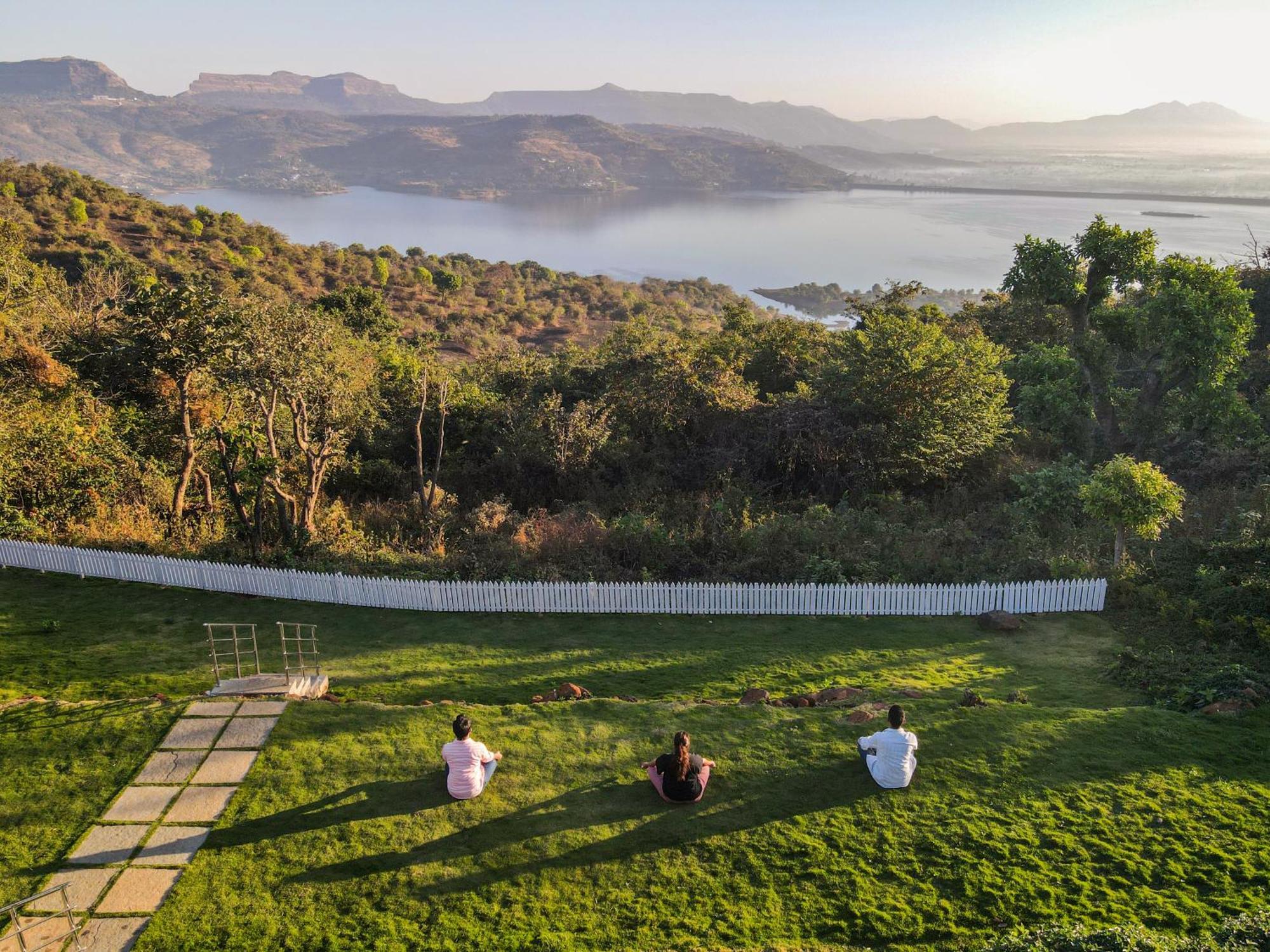 Club Mahindra Tungi, Lonavala Exterior foto